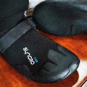 Roxy 5mm Surf Booties sz 10 NIB